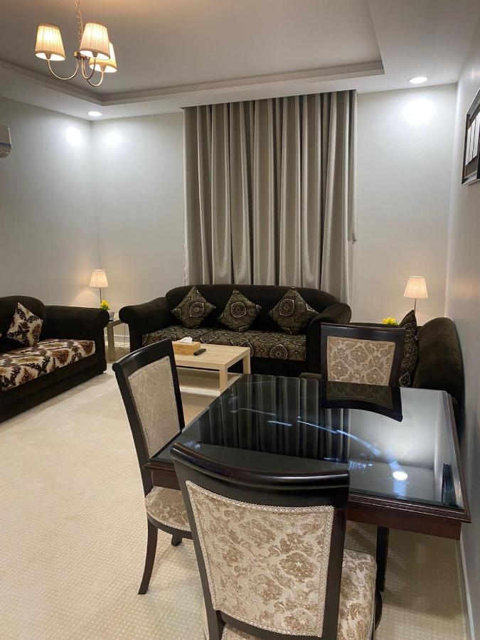 جلنار الشرق للشقق المخدومة Jeddah Exterior photo
