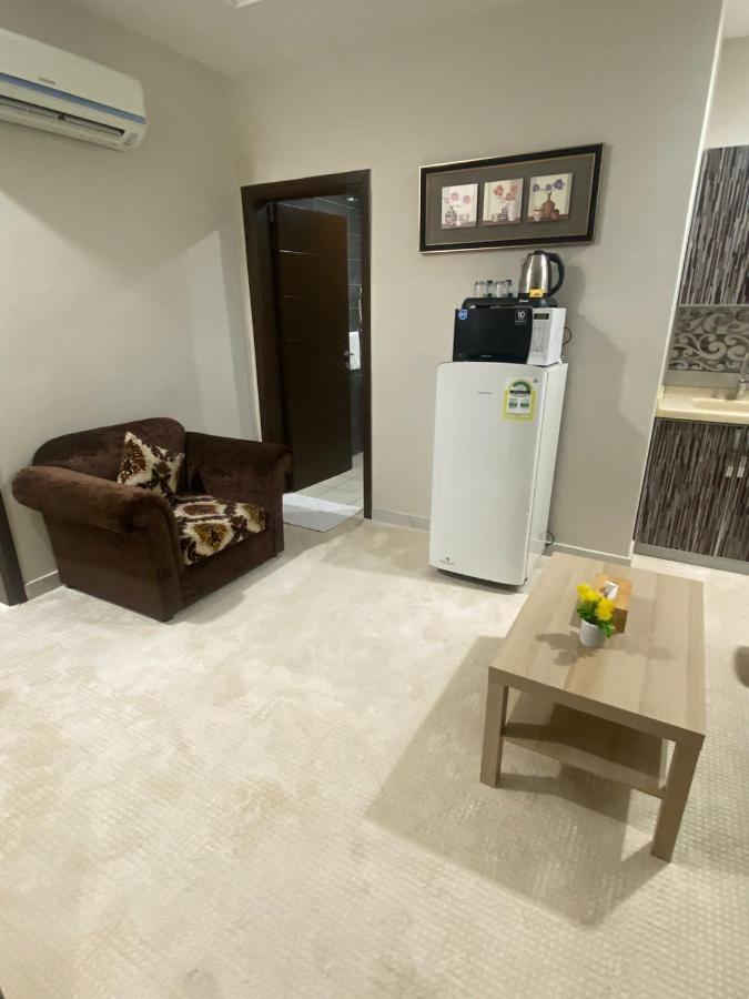 جلنار الشرق للشقق المخدومة Jeddah Exterior photo