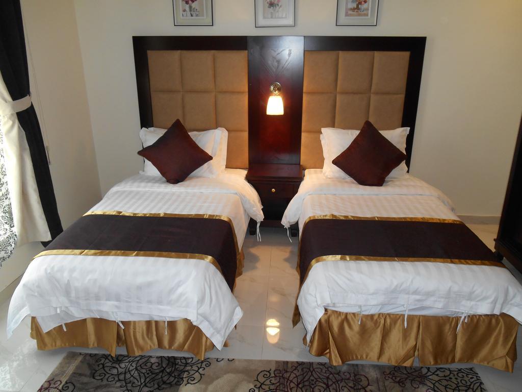 جلنار الشرق للشقق المخدومة Jeddah Exterior photo