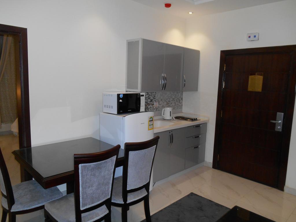 جلنار الشرق للشقق المخدومة Jeddah Room photo