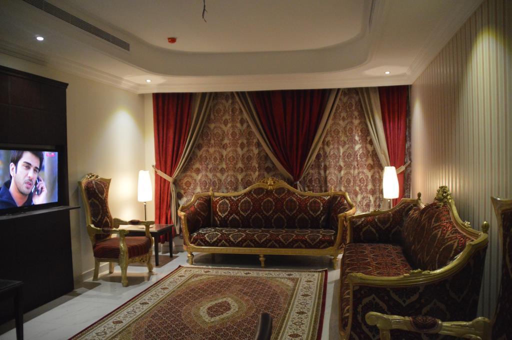 جلنار الشرق للشقق المخدومة Jeddah Exterior photo