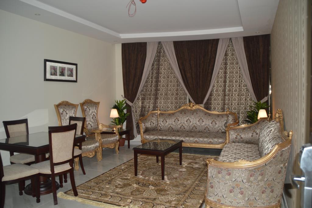 جلنار الشرق للشقق المخدومة Jeddah Exterior photo