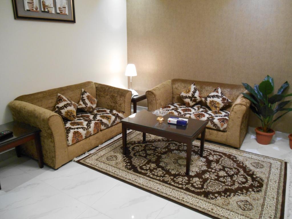 جلنار الشرق للشقق المخدومة Jeddah Room photo